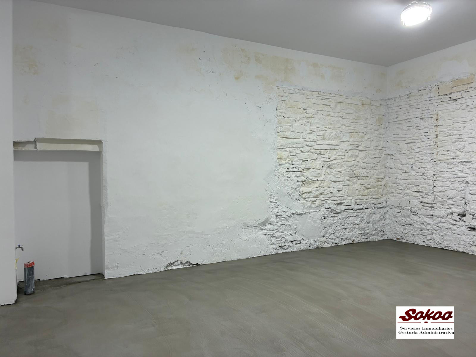 LOCAL COMERCIAL, REYES CATOLICOS, CENTRO