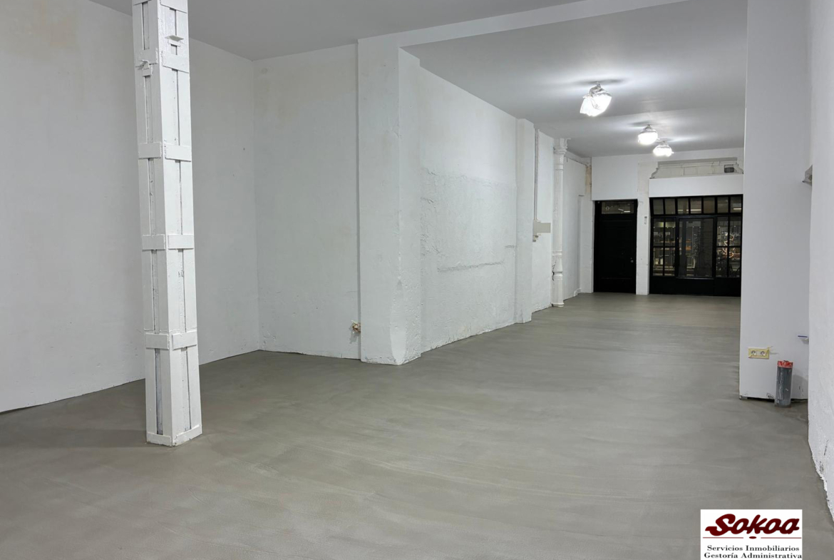 LOCAL COMERCIAL, REYES CATOLICOS, CENTRO