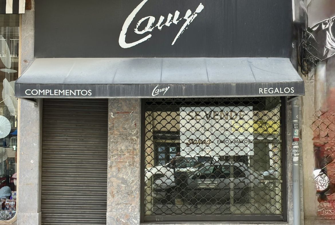 LOCAL COMERCIAL EN PRIMERA ZONA DE GROS. IDEAL AUTONOMOS E INVERSORES.