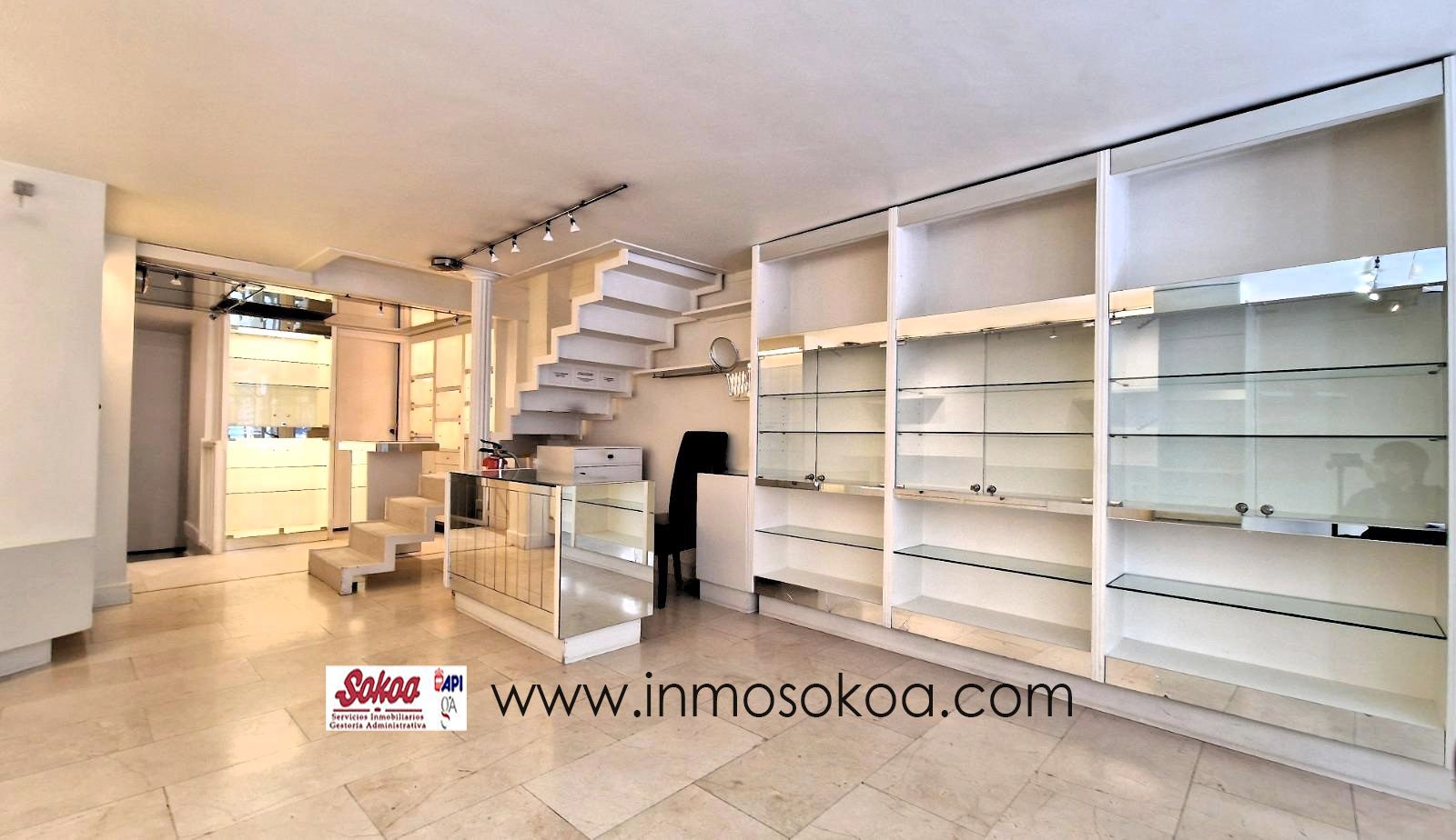 LOCAL COMERCIAL EN PRIMERA ZONA DE GROS. IDEAL AUTONOMOS E INVERSORES.