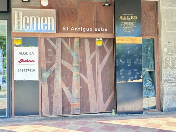 LOCAL / BAR-RESTAURANTE EN ALQUILER EN LA PLAZA JOSE Mª SERT