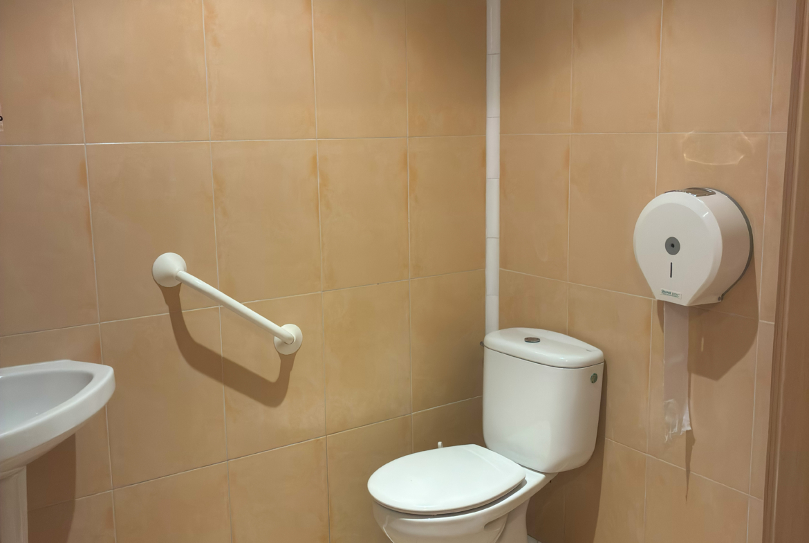 BAR – CAFETERIA EN RENDIMIENTO, EN AIETE