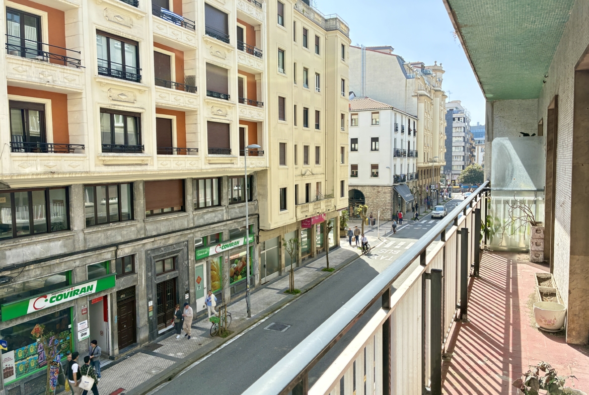 PISO A REFORMAR EN GROS