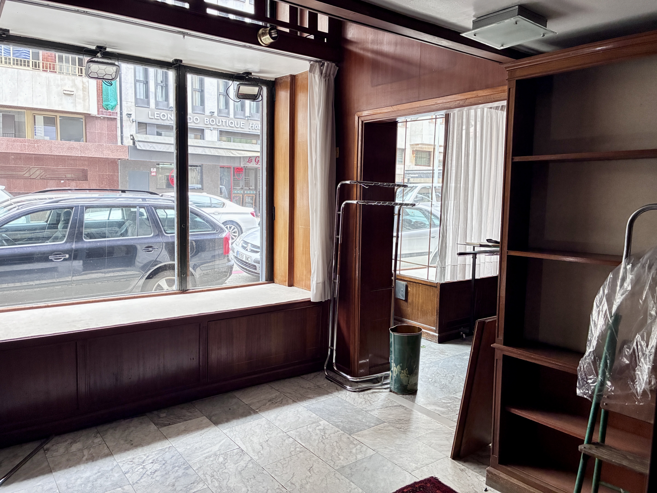 LOCAL COMERCIAL EN GROS
