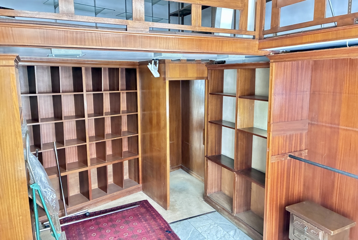 LOCAL COMERCIAL EN GROS