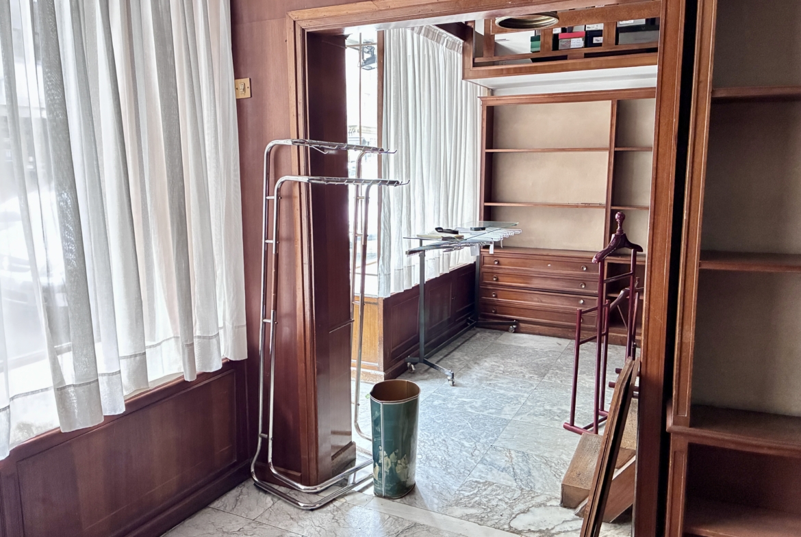 LOCAL COMERCIAL EN GROS
