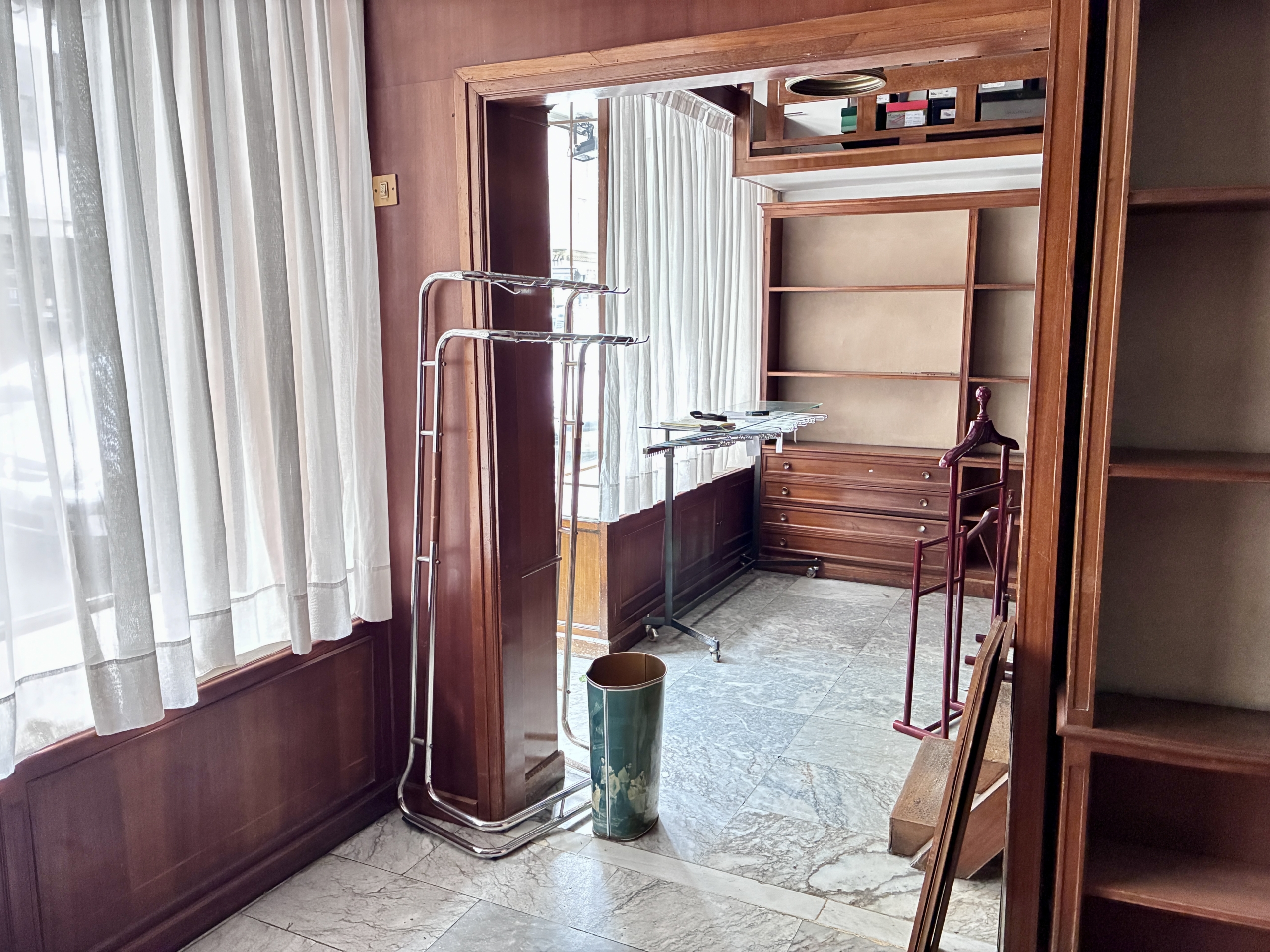 LOCAL COMERCIAL EN GROS