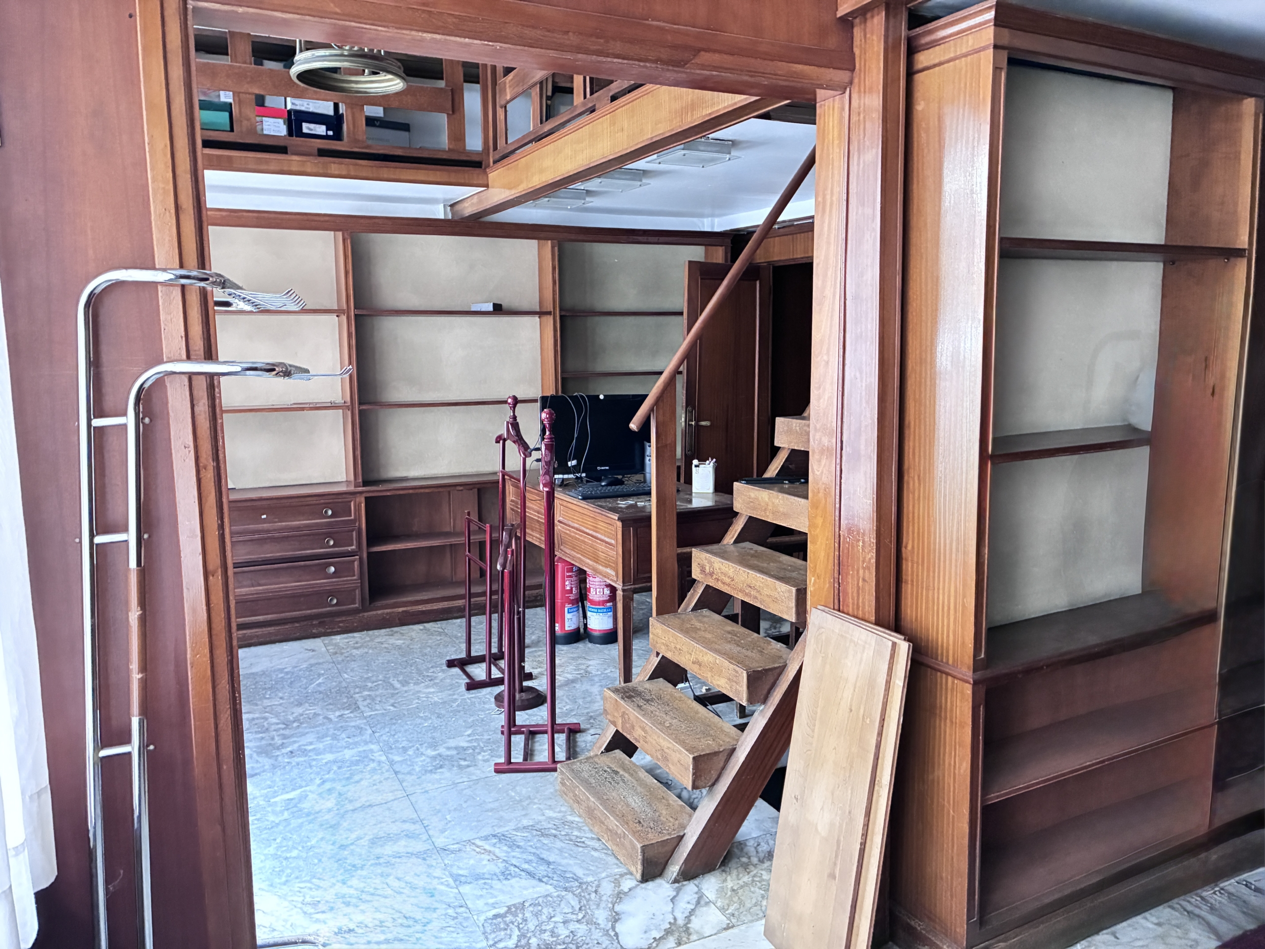 LOCAL COMERCIAL EN GROS