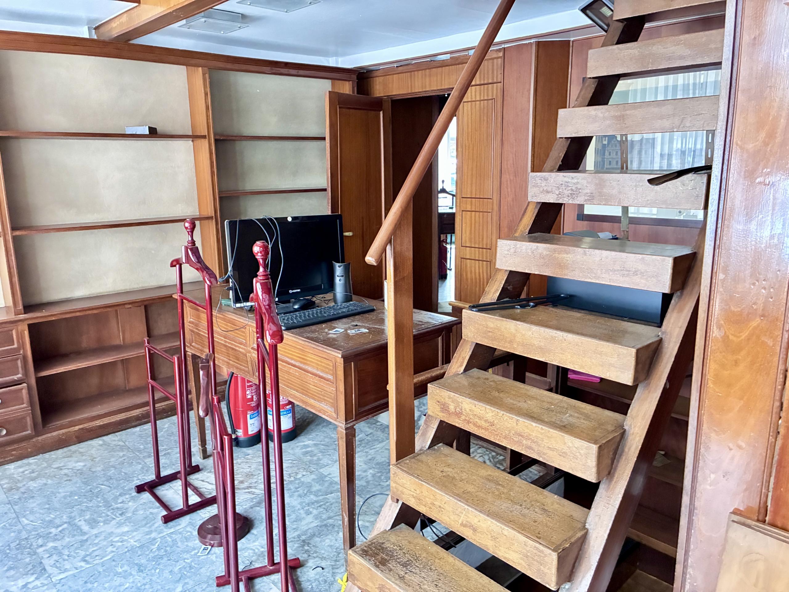 LOCAL COMERCIAL EN GROS